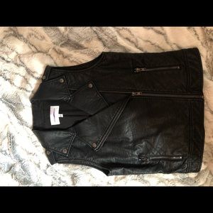 Mens small leather vest jacket